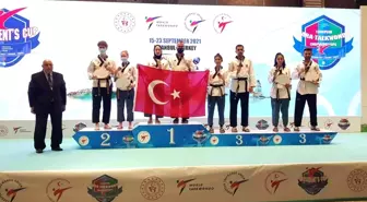 Taekwondo sporcuları İstanbul'dan madalyalar ile döndü