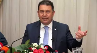 KKTC Başbakanı Ersan Saner hükümetin istifasını sundu