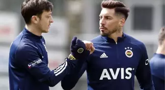 Yüreklere dokunan mektup! Mesut Özil ve Sosa duygusal anlar yaşadı