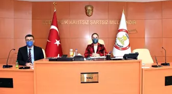 Vali Funda Kocabıyık, Merkez ilçe mahalle ve köy muhtarlarıyla bir araya geldi