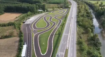 (DRONE) Milli takıma motosikletçi yetiştiren Sofuoğlu, hız tutkunlarını yeni pistte buluşturacak (1)