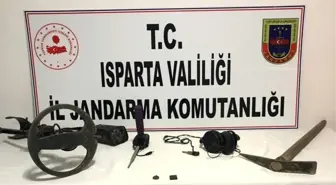 Sit alanında kaçak kazı yapan 8 kişi suçüstü yakalandı