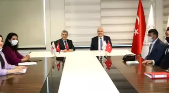 Tezgahtan Hayata Sof Kumaş Projesi İçin İmzalar Atıldı