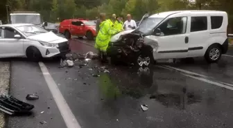 Antalya'da yağış trafik kazalarına sebep oldu: 6 yaralı