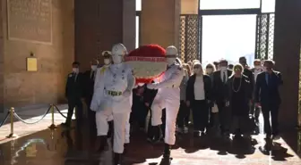 Çankaya İlçesi Muhtarlar Derneği'nden Anıtkabir ziyareti