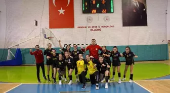 Hentbol Kadınlar 1. Lig: Elazığ Sosyal Yardımlaşma: 28 Adasokağı: 22