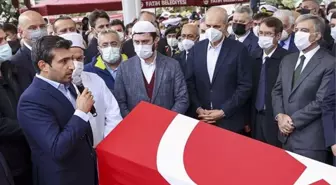 Milli SİHA'ların öncü ismi Özdemir Bayraktar, son yolculuğuna uğurlandı! Selçuk Bayraktar babasına böyle veda etti