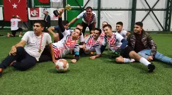 Yeşilyurt'ta halı saha futbol turnuvası düzenlendi