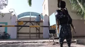 Son dakika: Afganistan'da Kadın Bakanlığı'nda tabela değişimi oldu