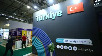 Bakü'deki Karabağ'ın yeniden imarı fuarına en büyük katılımı Türk şirketleri sağladı