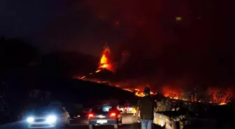 La Palma'daki yanardağda lav çıkışı hızlandı