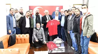 AMATÖR SPOR KULÜPLERİNDEN BAŞKANIMIZ MESUT ÜNER'E ZİYARET