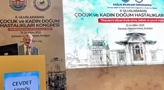 SBÜ Rektörü Prof. Dr. Cevdet Erdöl'den annelere 'aşı' ve 'sigara' uyarısı Açıklaması