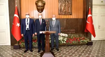 YÖK Başkanı Prof. Dr. Özvar Vali Karadeniz'le bir araya geldi