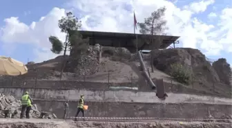 DİYARBAKIR - Amida Höyük'teki yangın izleri TÜBİTAK'ta analiz edilecek