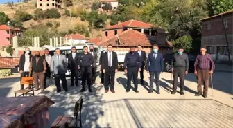 Burhaniye'de Kaymakam Memiş kırsal mahalleleri ziyaret etti