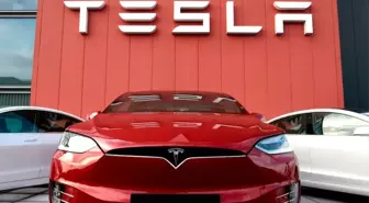 Tesla'nın piyasa değeri 1 trilyon doları aştı