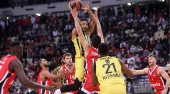 Fenerbahçe Beko: 67-65