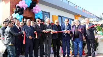 Van'da Nahar Aşıbeyaz Restaurant gerçekleştirilen görkemli bir açılışla hizmete başladı