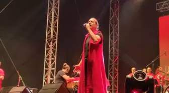 Kıraç konserinde insan seli yaşandı