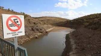 Kuraklık Gülbahar Barajı'nı besleyen su kaynağını kuruttu