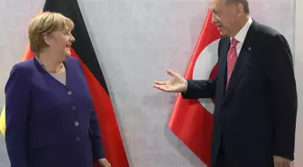 Cumhurbaşkanı Erdoğan, G20 Liderler Zirvesi kapsamında, Almanya Başbakanı Angela Merkel'i kabul etti.