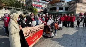 ÜSKÜDAR'DA KIZILAY HAFTASI KUTLAMALARI