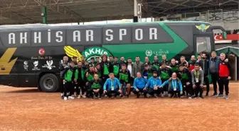 Akhisarspor kendine geldi