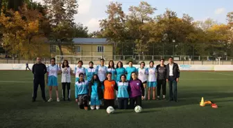 Bitlisli kadın futbolcular 'üst lig' hedefiyle çalışıyor