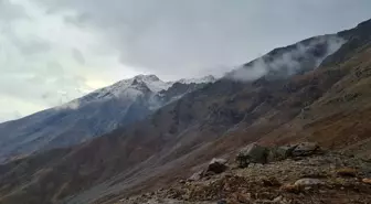 Mereto Dağına mevsimin ilk karı düştü