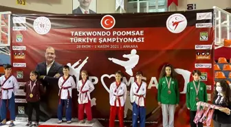 Gaziemir'in şampiyon taekwondocuları