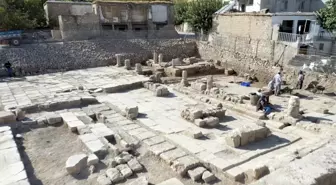 Perre Antik Kenti'ndeki kazılarda 1400 yıllık şarap işliği tespit edildi