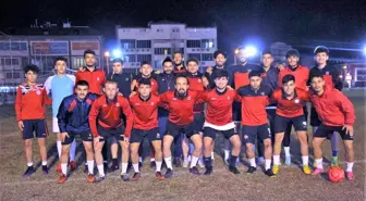 Bağbaşı Zeytinköyspor derbide 3 puan hedefliyor