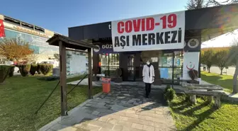 Düzce'de Kovid-19'da risk gruplarına hatırlatma dozu uygulanıyor