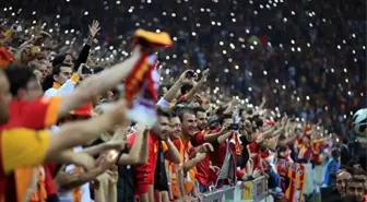 Galatasaray'ın TFF'ye resti sonrası taraftarlar stada akın ediyor! İşte Lokomotiv Moskova maçı için satılan bilet sayısı