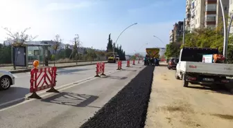 Gebze Zeki Acar Caddesi'nde üst yapı çalışması