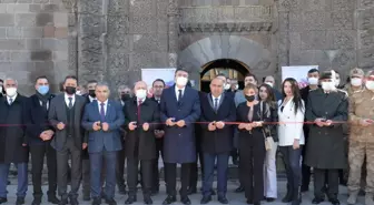 Erzurum'da 'Karabağ Zaferi' fotoğraf sergisi açıldı