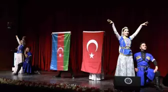 Azerbaycan'ın kalbi Atatürk Üniversitesi'nde attı