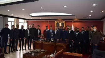 Malatya Barosu futbol takımına fair-play ödülü