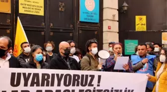 BEYOĞLU'NDA ÖĞRENCİLERİN ÖĞRETMENLERE UYGULADIĞI ŞİDDET PROTESTO EDİLDİ