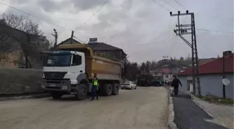 28 BİN NÜFUSLU MAHALLENİN YOLU, 82 YIL SONRA ASFALTLANDI