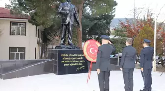 Büyük Önder Atatürk'ü anıyoruz