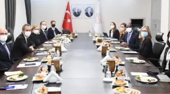 Son dakika: Bakan Özer: Kız çocuklarının okullaşma oranı erkek çocuklarını geçti