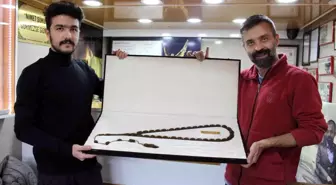 Bu tespihin dünyada eşi benzeri yok! Sivaslı usta 27 bin dolarlık teklifi reddetti