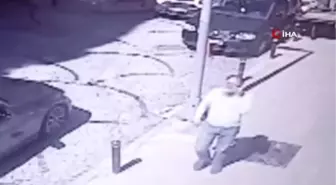 Gazeteci Taha Akyol ve oğlunu dolandıran sanıklara dolandırdıkları kadar para cezasıSanıklar 4 yıl hapis ile 412 bin lira para cezasına...