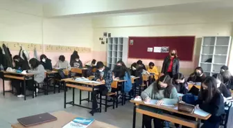 Genel Müdürlüğümüz Bünyesinde Hazırlanan Öğrencilerin Öğrenme Eksikliklerini Giderici Destek Materyalleri Öğretmen ve Öğrencilerin Görüşlerine Sunuldu