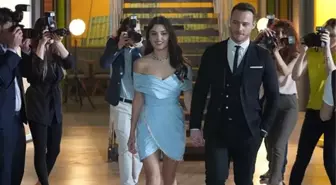 Hande Erçel'i utandıran Kerem Bürsin sorusu! 'Soyunuyor mu?' dediler, ne yapacağını bilemedi