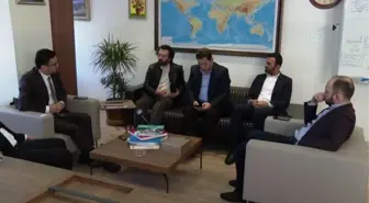 İHH İnsani Yardım Vakfından AA'ya ziyaret