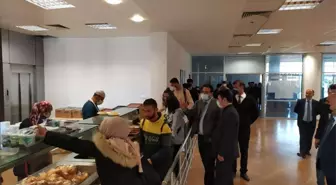 Rektör Karacoşkun yemekhaneyi denetledi