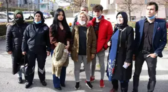 Sokak hayvanlarını besleyen hayvanseveri darp eden şahıs hakim karşısında